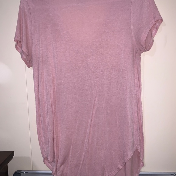 Basic pink tee shirt. - Picture 4 of 4